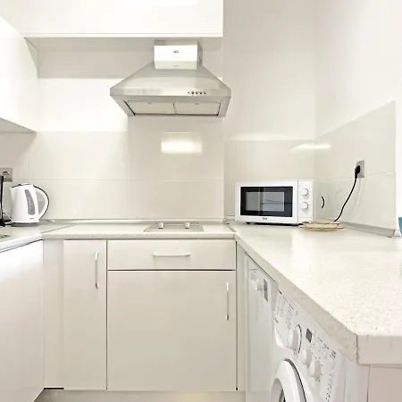 Appartamento 2-6 Pers, Piscine,clim,plage A3mn A Pied, 2 Chbres, 2 Salles De Bain, Wifi Salou