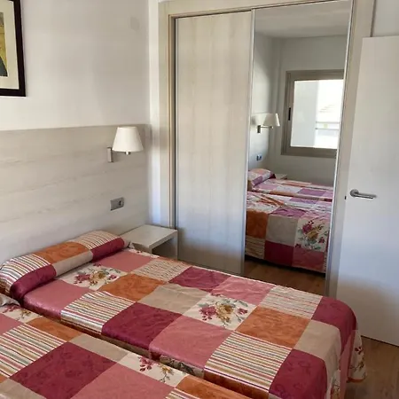 2-6 Pers, Piscine,clim,plage A3mn A Pied, 2 Chbres, 2 Salles De Bain, Wifi Appartamento Salou
