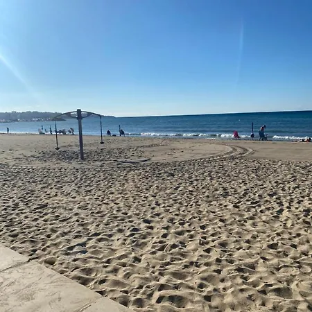 Appartamento 2-6 Pers, Piscine,clim,plage A3mn A Pied, 2 Chbres, 2 Salles De Bain, Wifi Salou